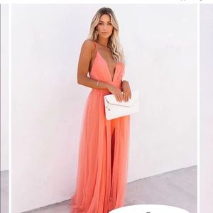 NWT Vici Apricot Maxi Dress